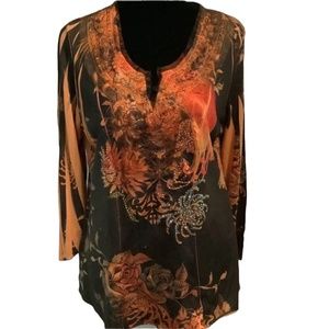 NWT B.L.E.U ladies top